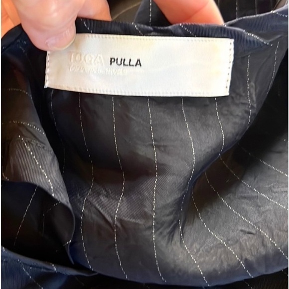 Toga Pulla, Pinstripe Black Cupra Body w/Attached Mesh Hem, Excellent Condition - Picture 5 of 14